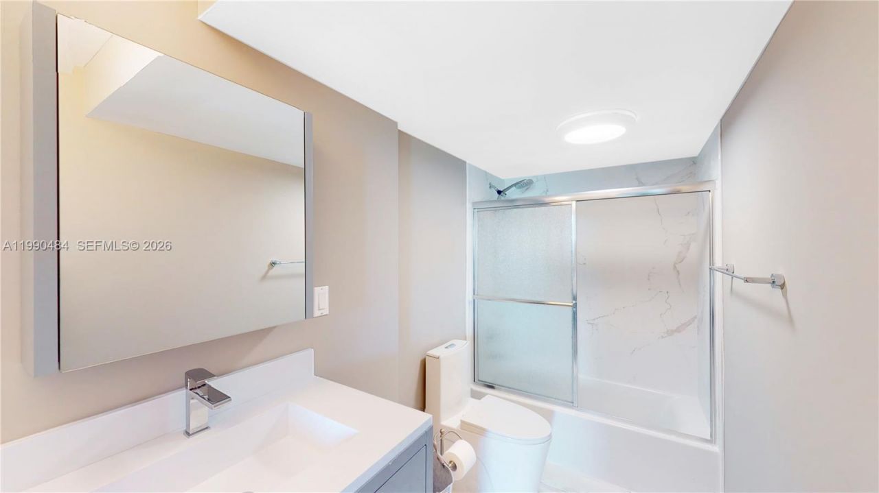 10275 Collins Ave, Unit 724, Bal Harbour, FL 33154 Photo