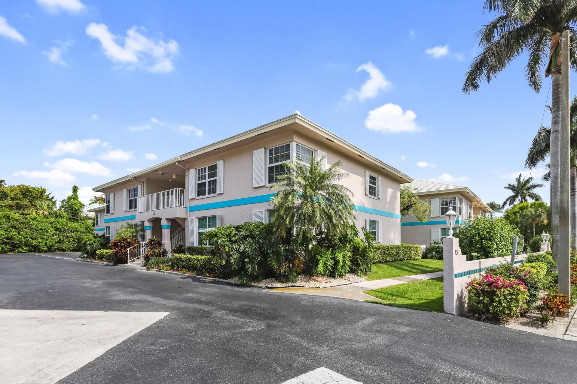 75 Venetian Drive, Unit D-13, Delray Beach, FL 33483 Photo