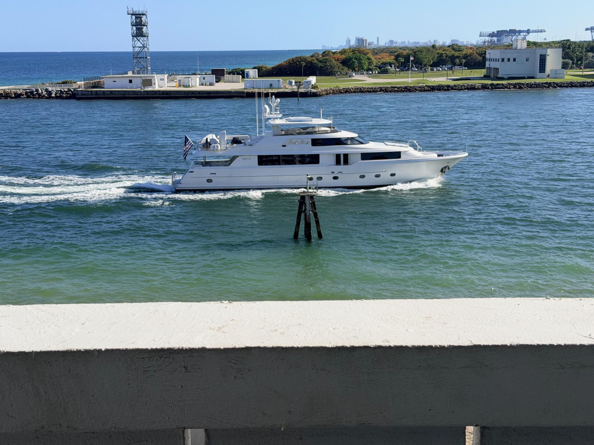 2100 S Ocean Drive, Unit 4j, Fort Lauderdale, FL 33316 Photo