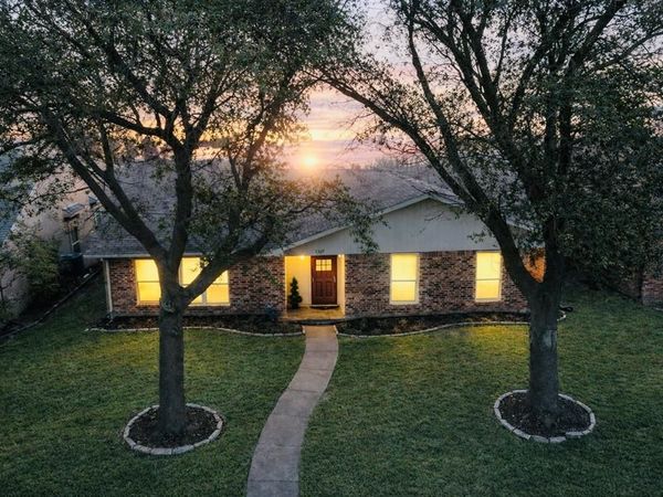 9322 Shipman Street, Rowlett, TX 75088