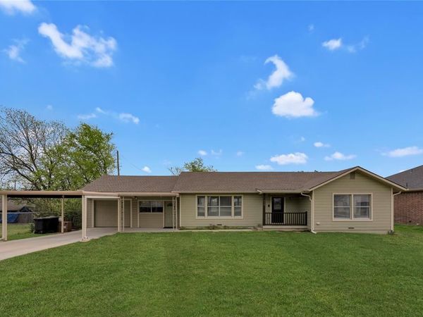 400 Veatch Street, Joshua, TX 76058