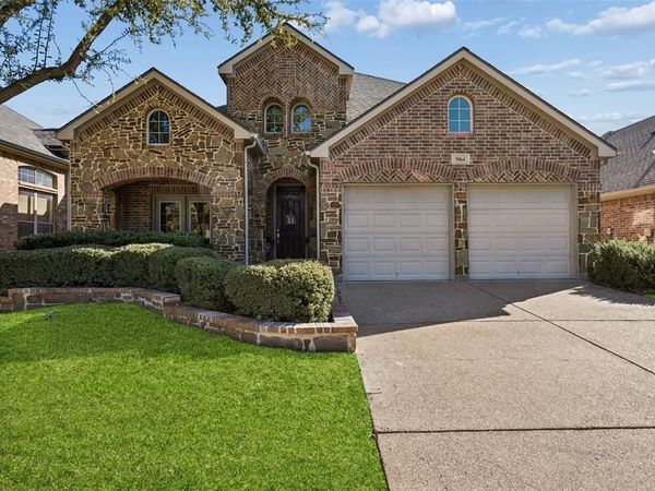 7064 Sea Star Drive, Grand Prairie, TX 75054