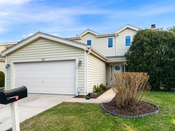 705 Ascot Court, Hoffman Estates, IL 60169