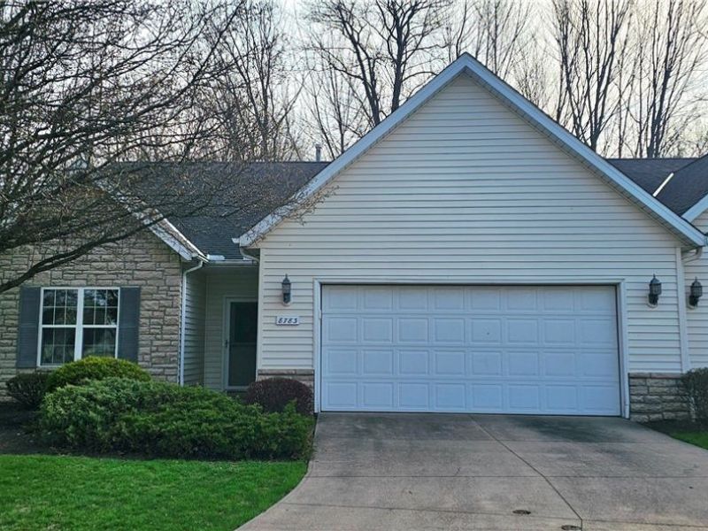 8783 Roberts Court, Unit 22A, Olmsted Falls, OH 44138 Photo 1