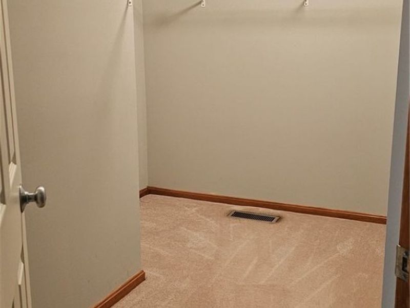 8783 Roberts Court, Unit 22A, Olmsted Falls, OH 44138 Photo 27