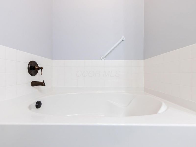 4985 Julia Ann Drive, Grove City, OH 43123 Photo 31