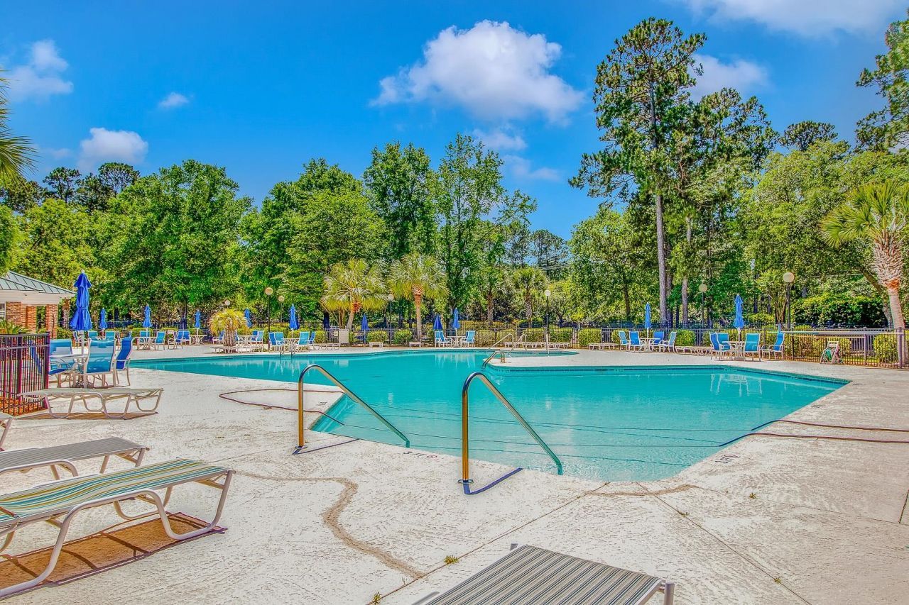 4507 Firethorne Dr. Photo 8