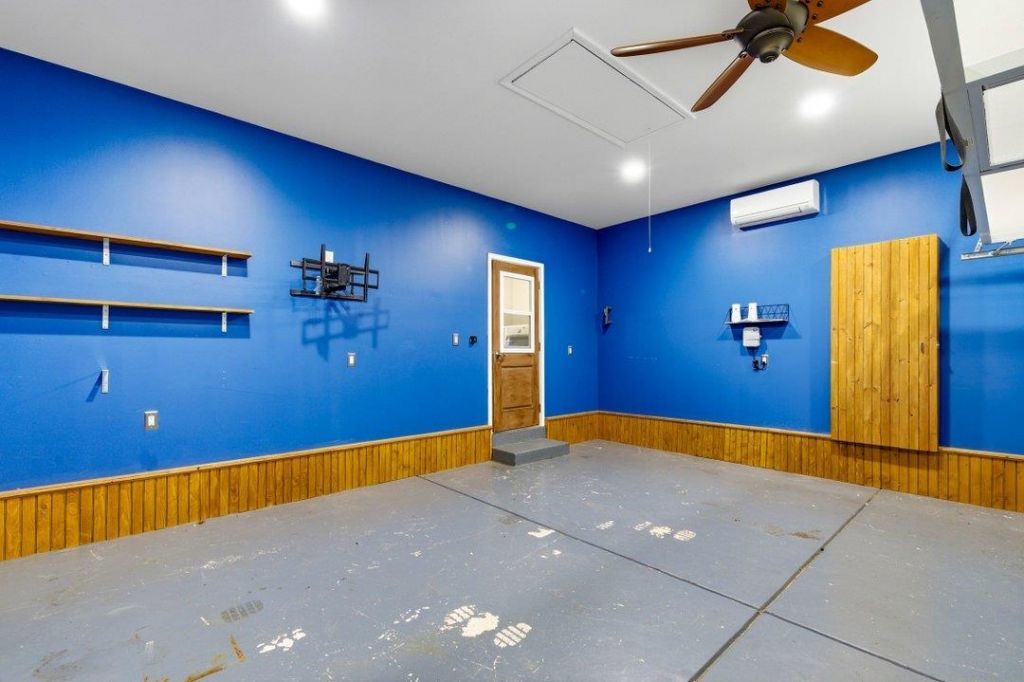 535 Trafalgar Ct. Photo 16