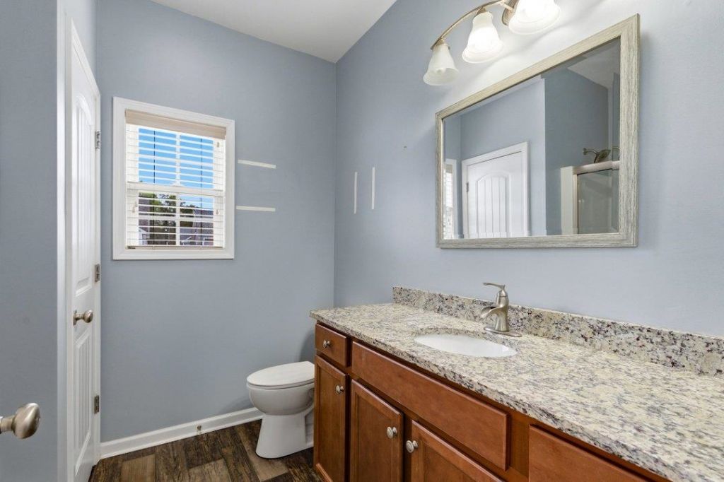 535 Trafalgar Ct. Photo 19