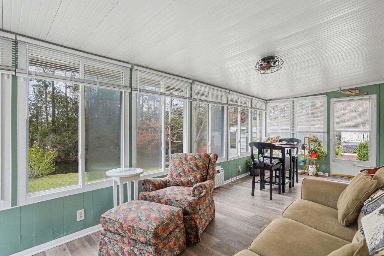 3175 Moon Shadow Ln. Photo 14