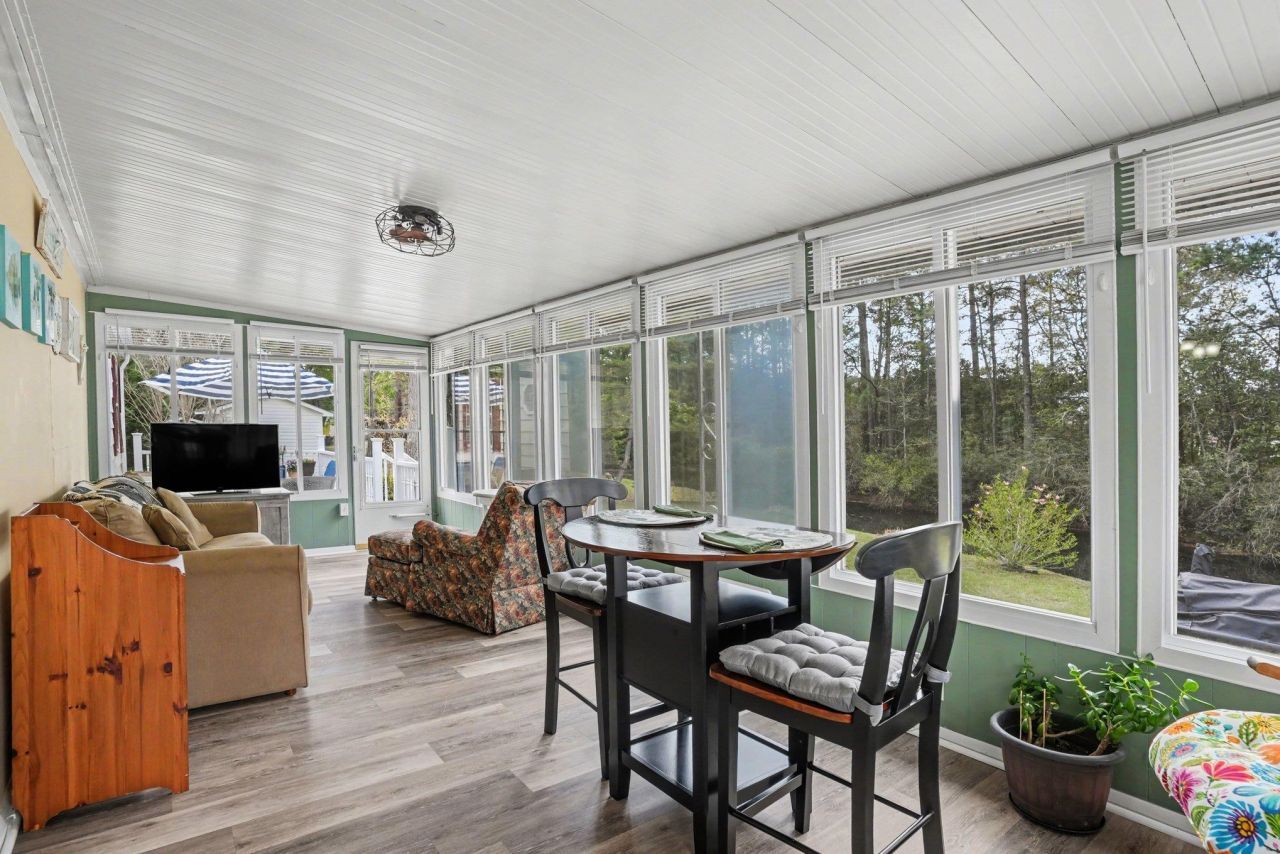 3175 Moon Shadow Ln. Photo 15