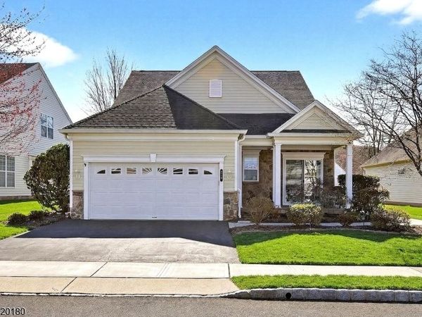 314 Biltmore Ln, Franklin, NJ 08873