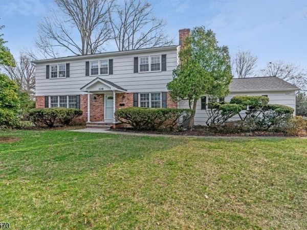 128 Hazelwood Ave, Middlesex, NJ 08846