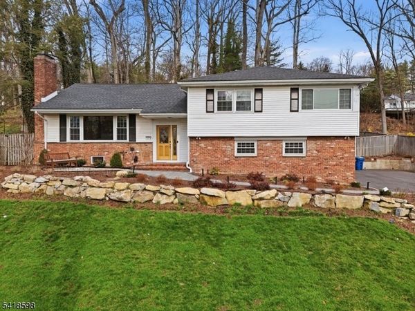 1474 Deer Path, Mountainside, NJ 07092