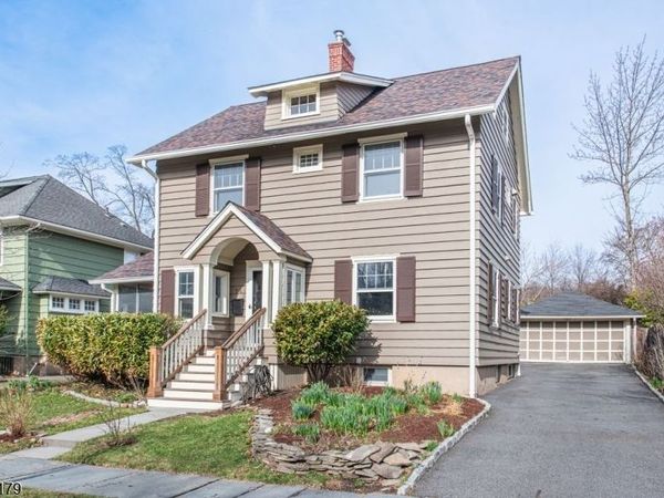 14 Burnside St, Montclair, NJ 07043