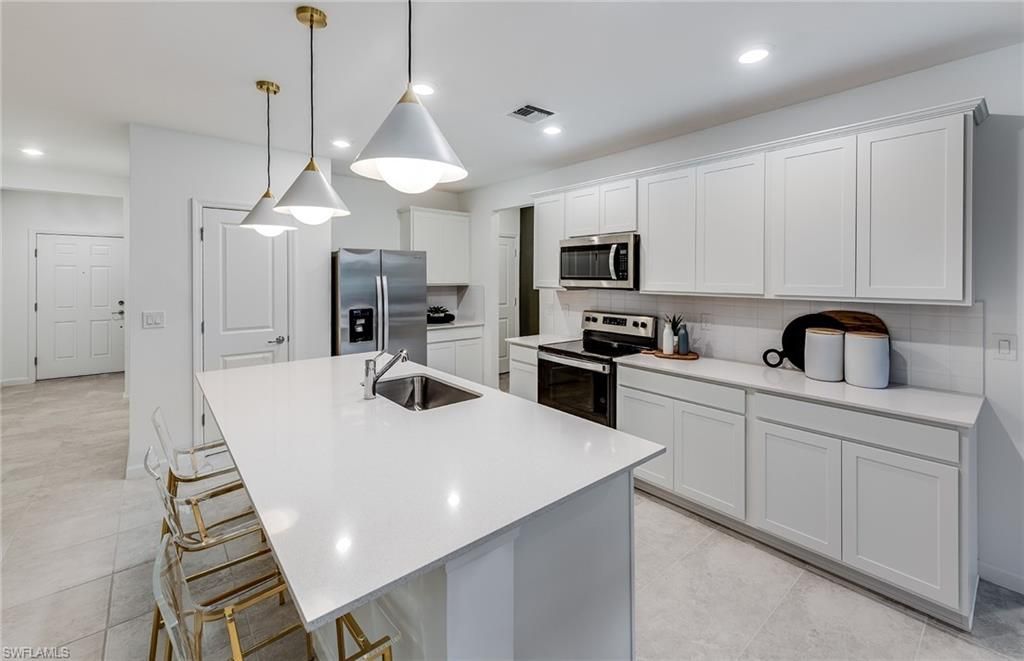 1566 Lake Jessup Cir , Cape Coral, FL 33909 Photo