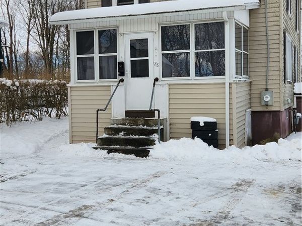 28 Elizabeth Street, Clyde, NY 14433