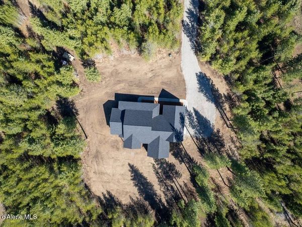 708 Tweedie RD, Blanchard, ID 83804