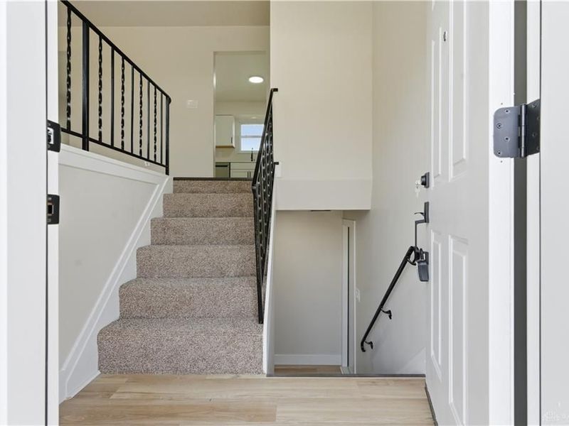 1105 Paget Drive, Miamisburg, OH 45342 Photo 2