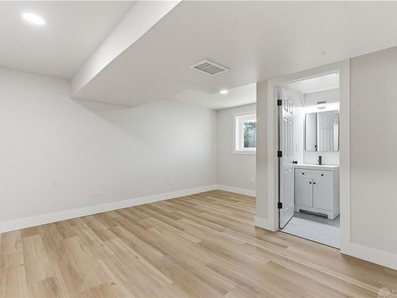 1105 Paget Drive, Miamisburg, OH 45342 Photo 22