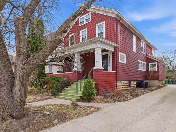 23 N PARK AVENUE, Fond Du Lac, WI 54935