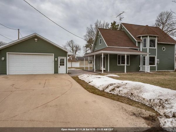 215 E ALFRED STREET, Weyauwega, WI 54983