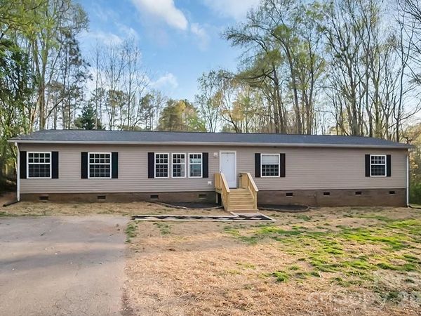 308 E Cleveland Avenue, Bessemer City, NC 28016