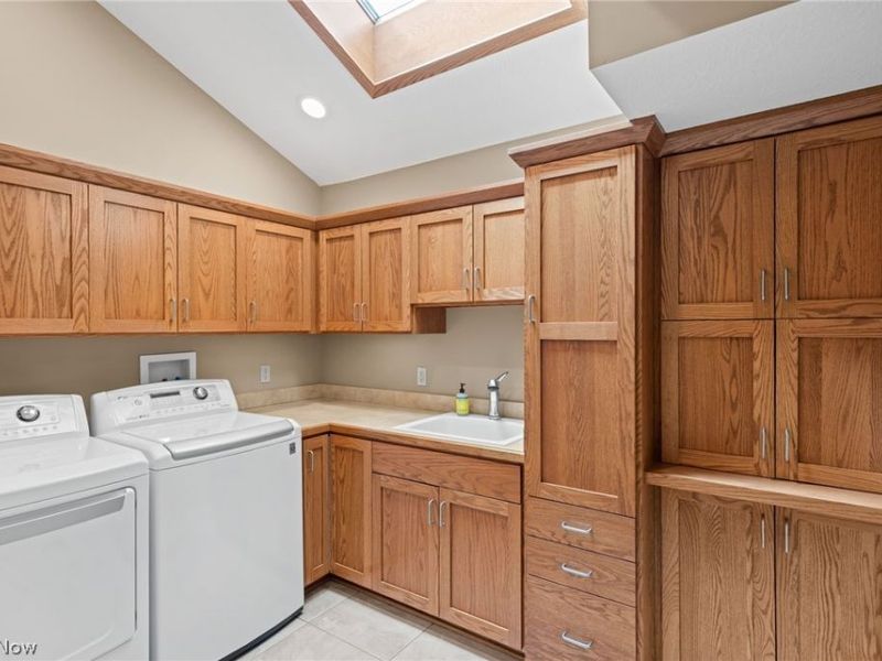 1105 Riverwoods Drive, Akron, OH 44313 Photo 26