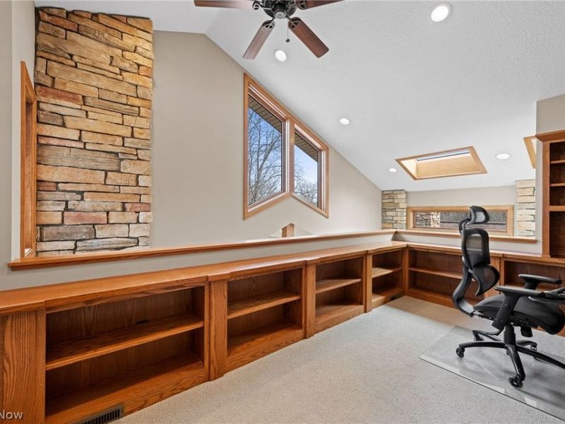 1105 Riverwoods Drive, Akron, OH 44313 Photo 28