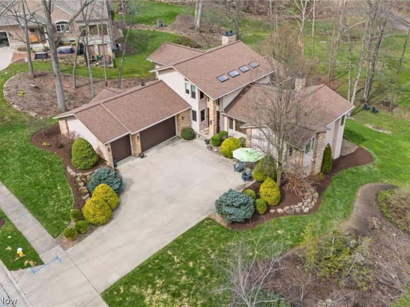 1105 Riverwoods Drive, Akron, OH 44313 Photo 41