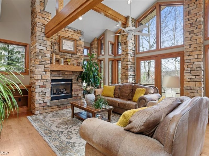 1105 Riverwoods Drive, Akron, OH 44313 Photo 7