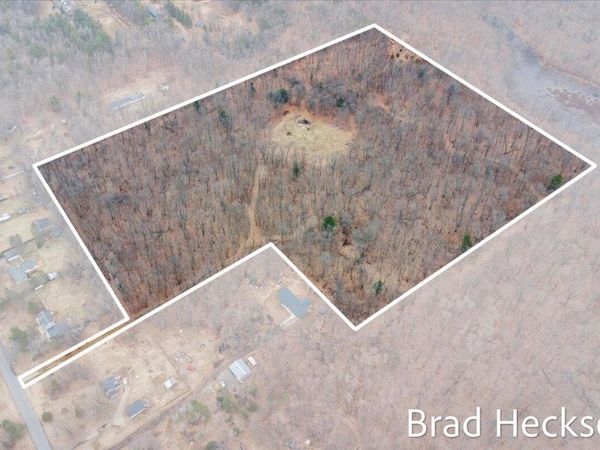 14156 Division Avenue NE, Cedar Springs, MI 49319