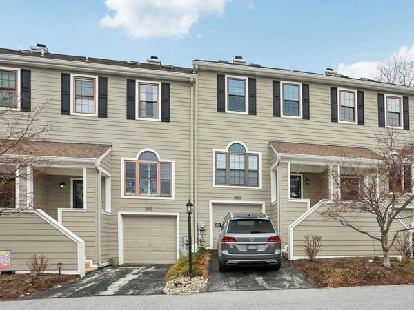 2604 WESTFIELD COURT, Unit 2604, NEWTOWN SQUARE, PA 19073