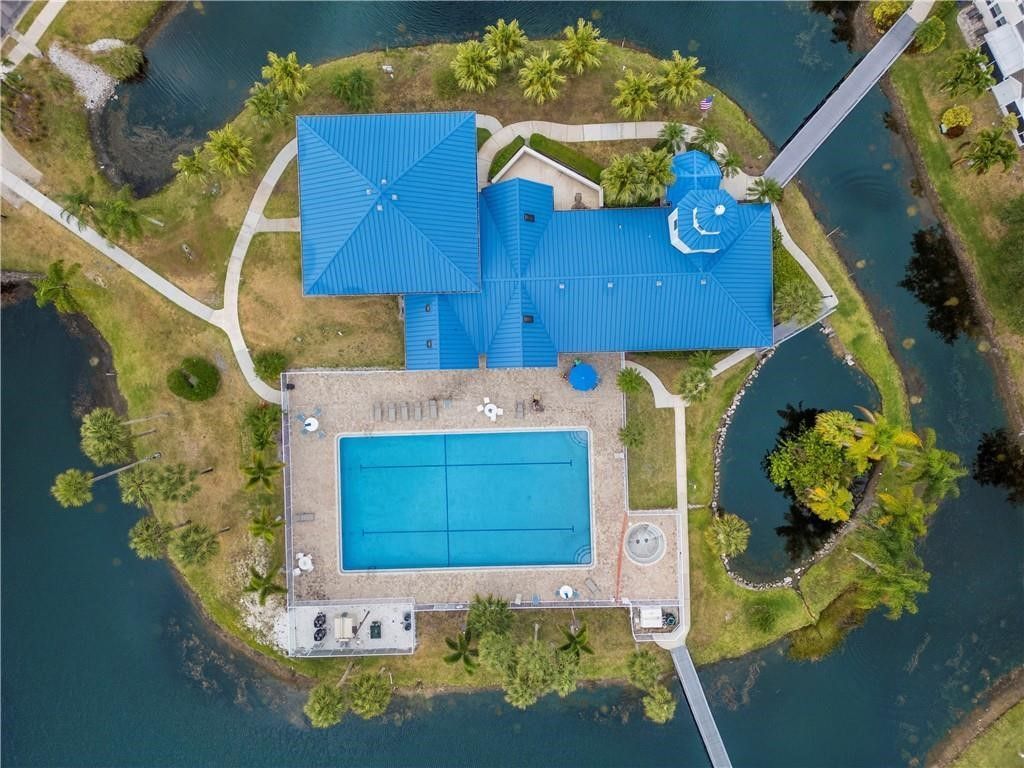 1940 Westminster Circle, Unit 7-6, Vero Beach, FL 32966 Photo