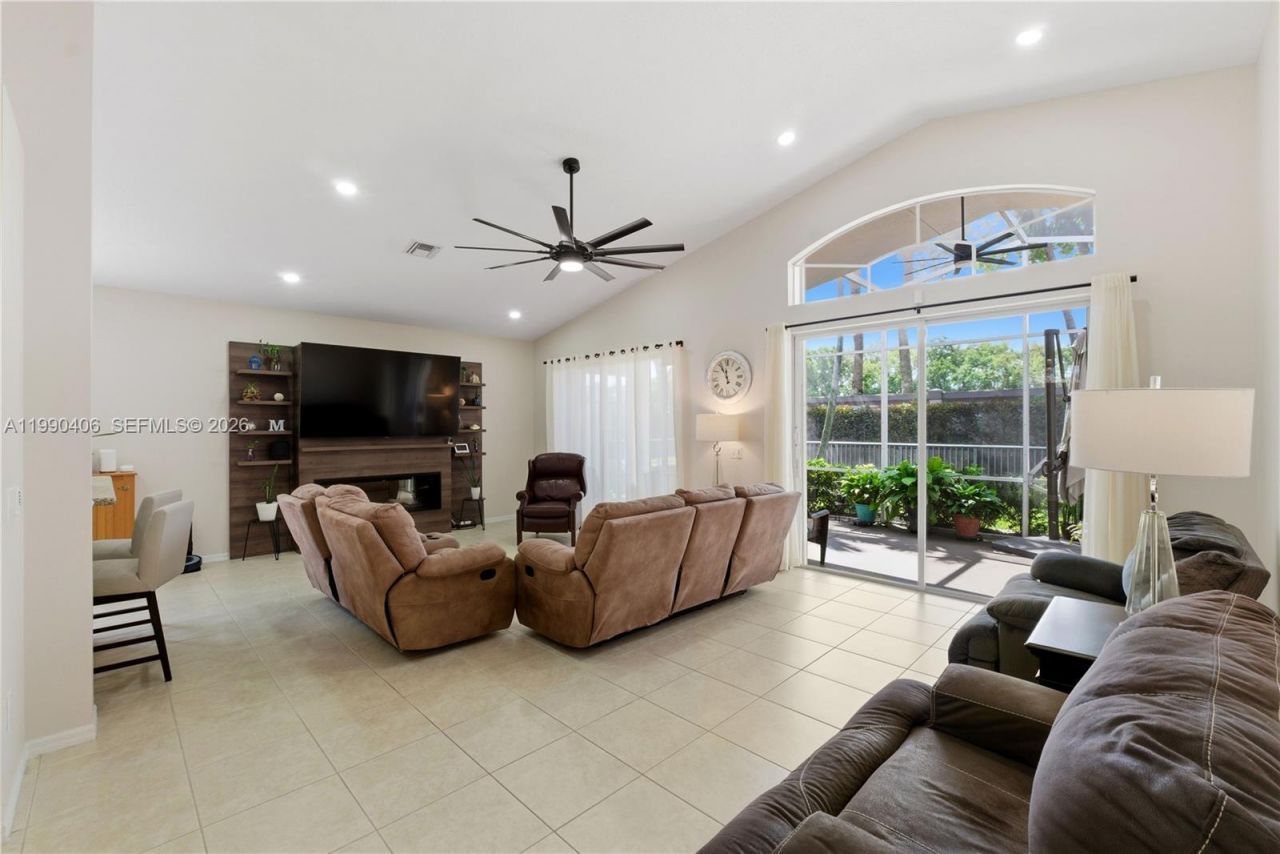 7920 New Holland Way , Boynton Beach, FL 33437 Photo