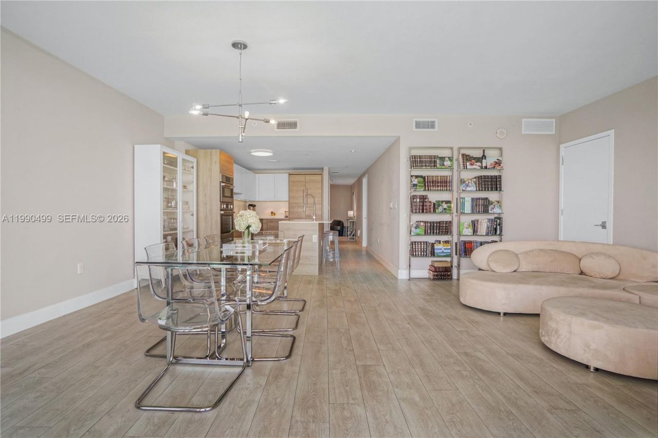 10201 E Bay Harbor Dr , Unit 601, Bay Harbor Islands, FL 33154 Photo