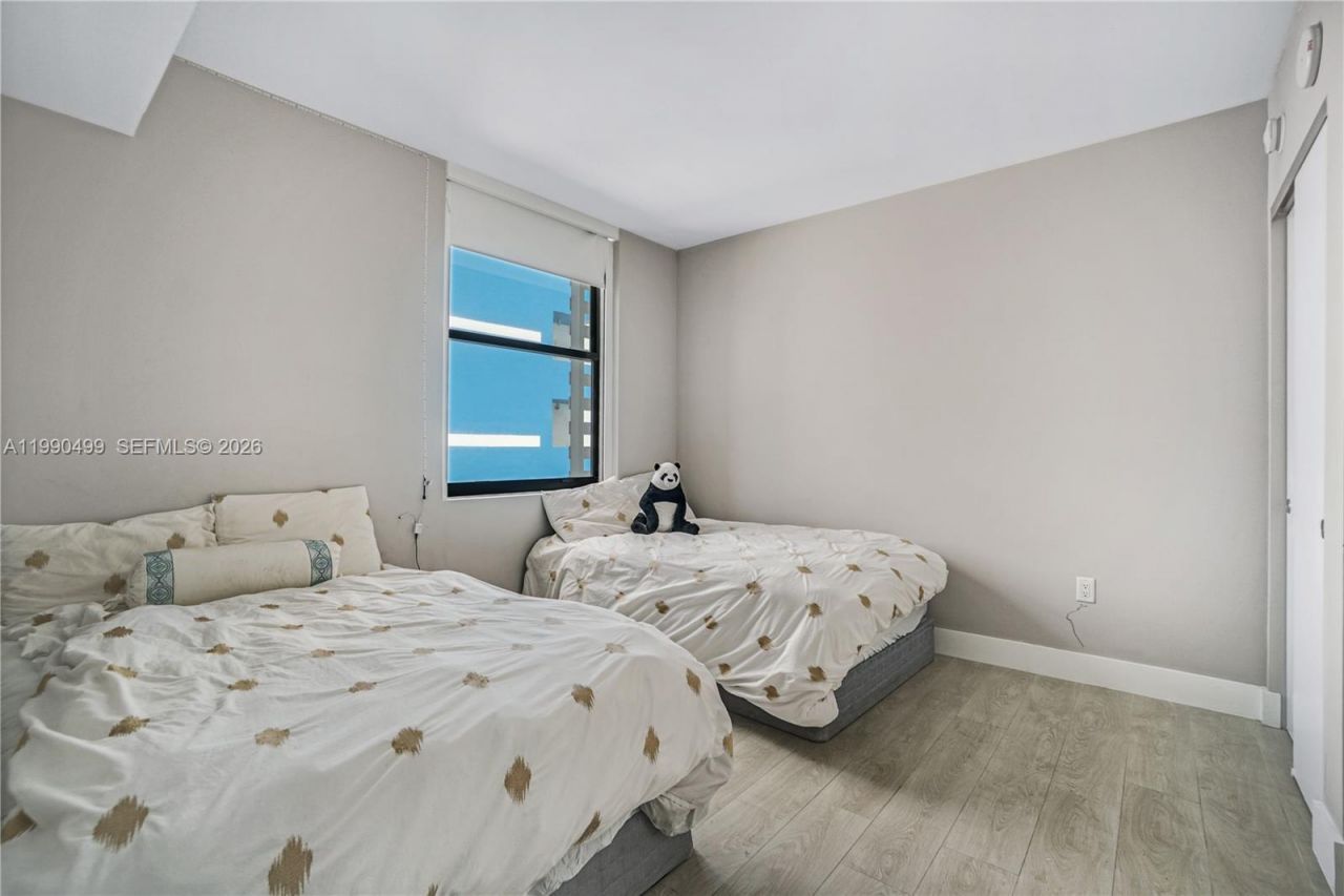 10201 E Bay Harbor Dr , Unit 601, Bay Harbor Islands, FL 33154 Photo