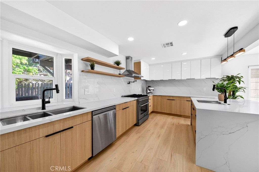 2248 El Rancho Vista, Fullerton, CA 92833 Main Photo