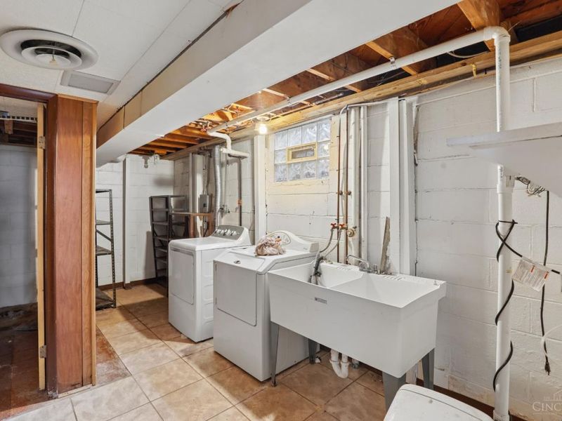 4673 Happiness Way, Cincinnati, OH 45236 Photo 24