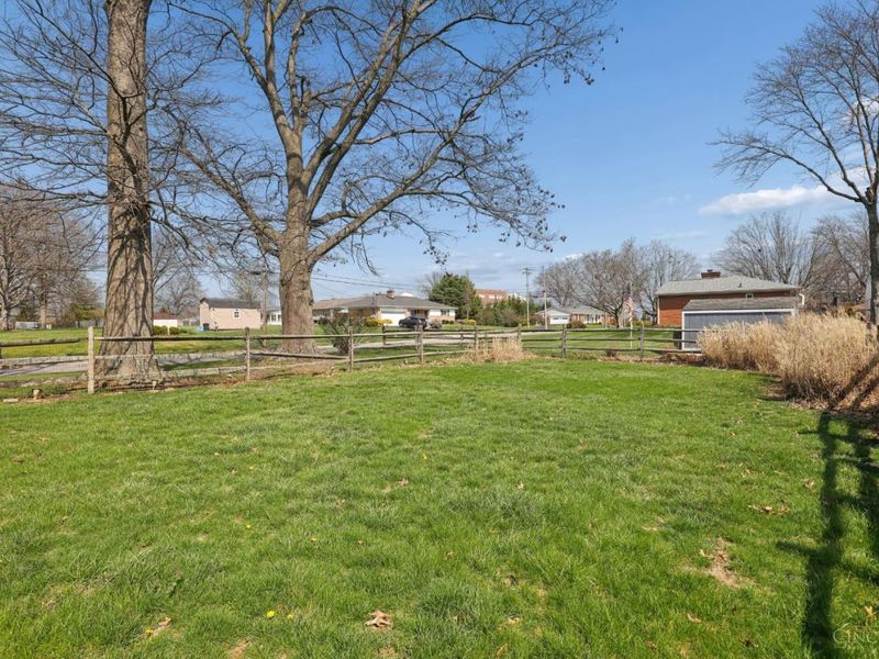 4673 Happiness Way, Cincinnati, OH 45236 Photo 33