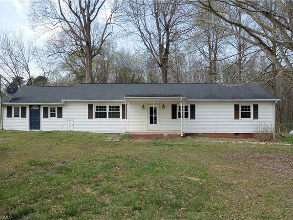 4077 Ramseur Julian Road , Liberty, NC 27298