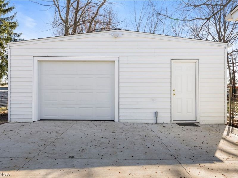 12361 Avalon Drive, Grafton, OH 44044 Photo 6