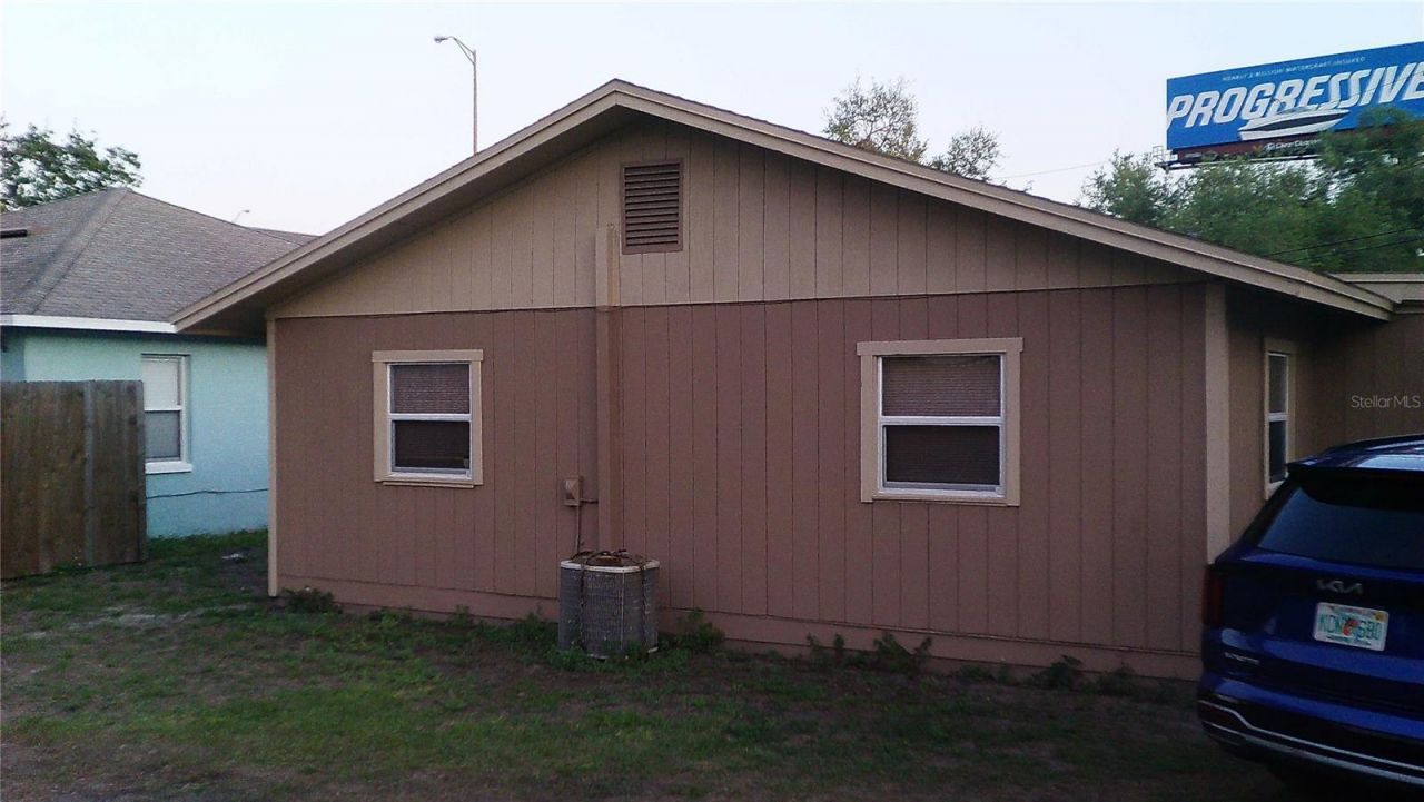 3227 Queensboro Avenue S, Saint Petersburg, FL 33712 Photo