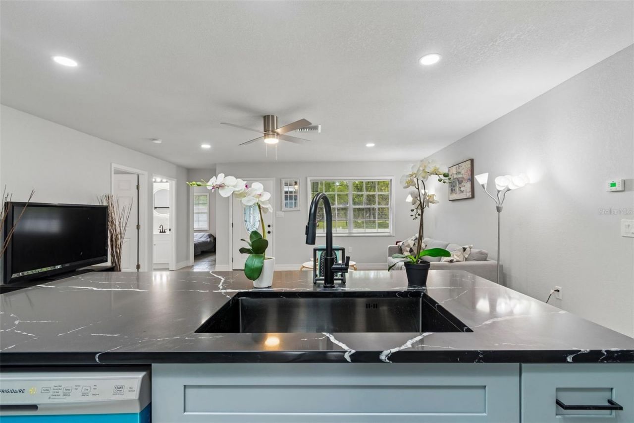 3600 38th Avenue E, Bradenton, FL 34208 Photo