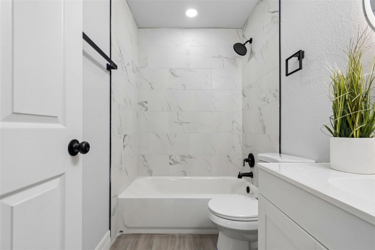 3600 38th Avenue E, Bradenton, FL 34208 Photo