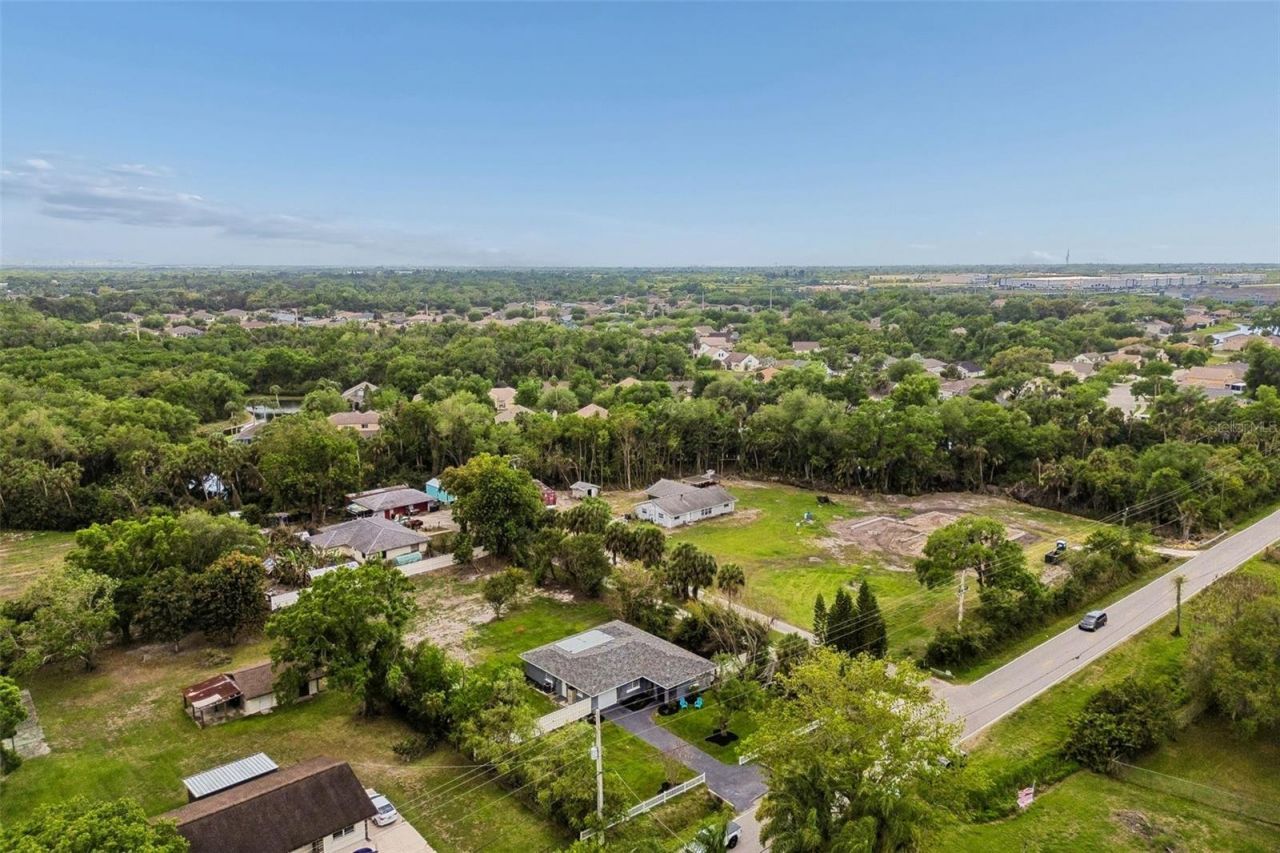 3600 38th Avenue E, Bradenton, FL 34208 Photo