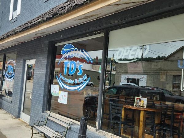 203 S Main Street, Elkader, IA 52043