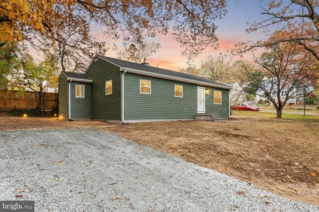 5418 VARNUM STREET, BLADENSBURG, MD 20710