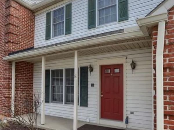 2057E E RALEIGH ROAD , HUMMELSTOWN, PA 17036
