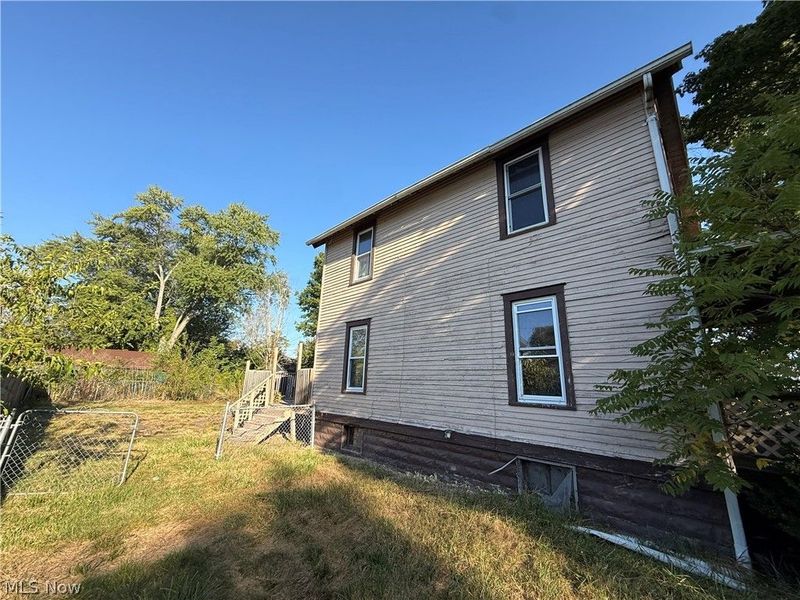 1033 Olive Avenue NE, Warren, OH 44483 Photo 5